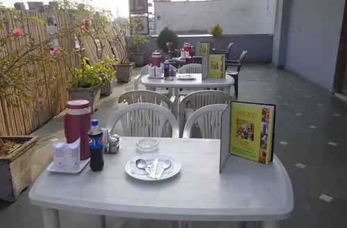 ホテル De Holiday International