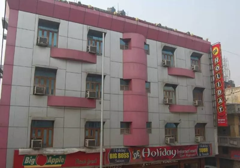 ホテル De Holiday International