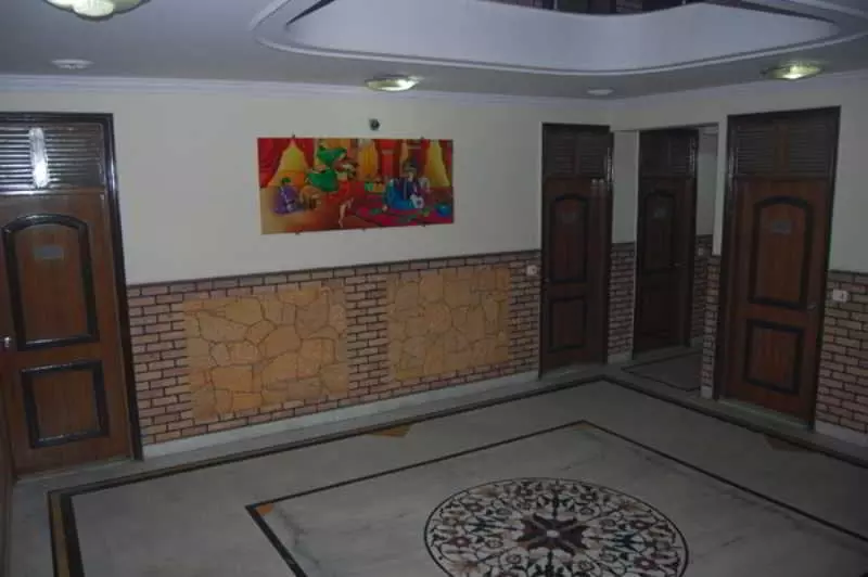 ホテル De Holiday International