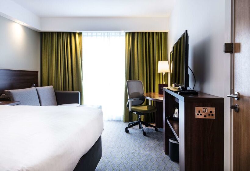 בית מלון כפרי Hampton By Hilton Exeter Airport