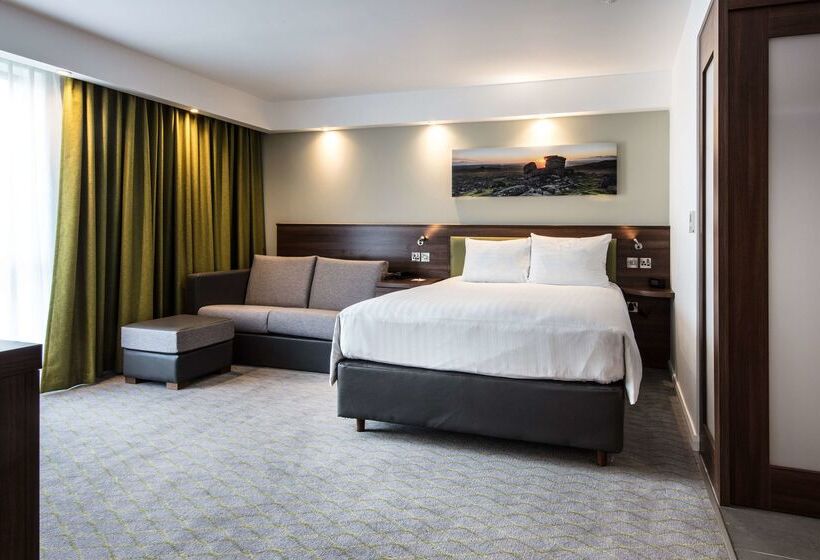 בית מלון כפרי Hampton By Hilton Exeter Airport