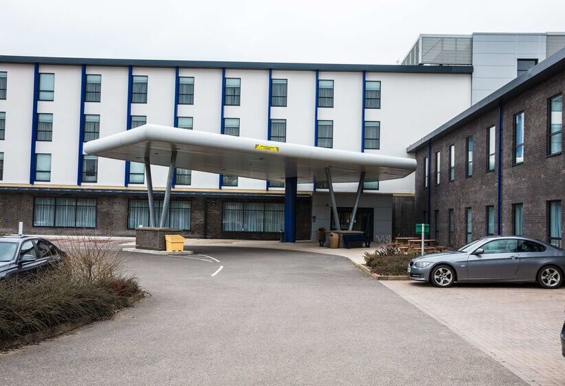 בית מלון כפרי Hampton By Hilton Exeter Airport