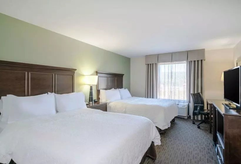 호텔 Hampton Inn Huntington University Area