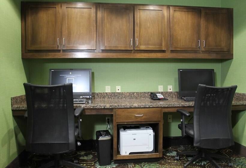 فندق Hampton Inn Huntington University Area