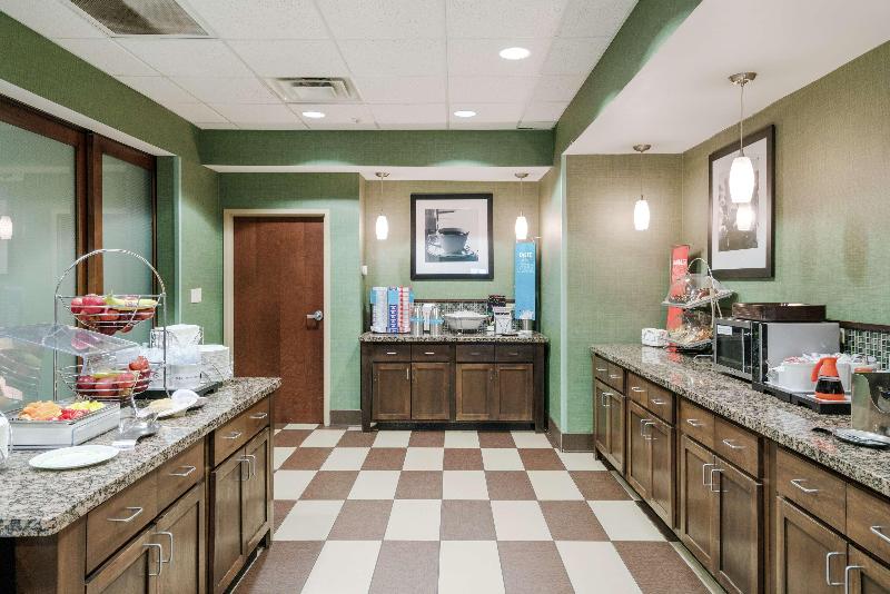 فندق Hampton Inn Huntington University Area