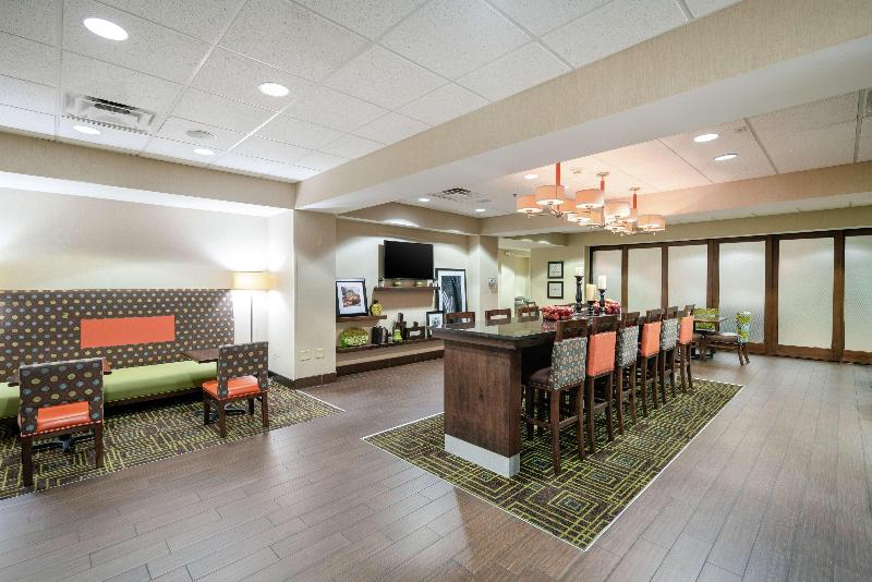 فندق Hampton Inn Huntington University Area