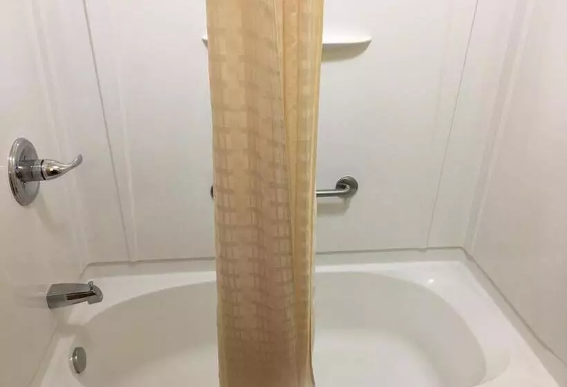 호텔 Hometown Innsoddy Daisy