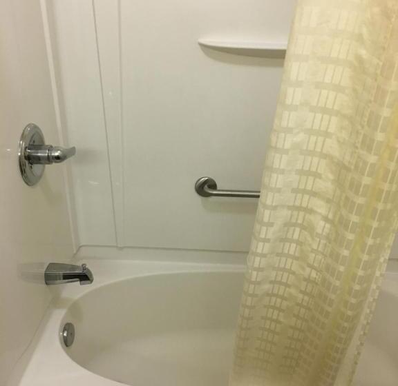 فندق Hometown Innsoddy Daisy