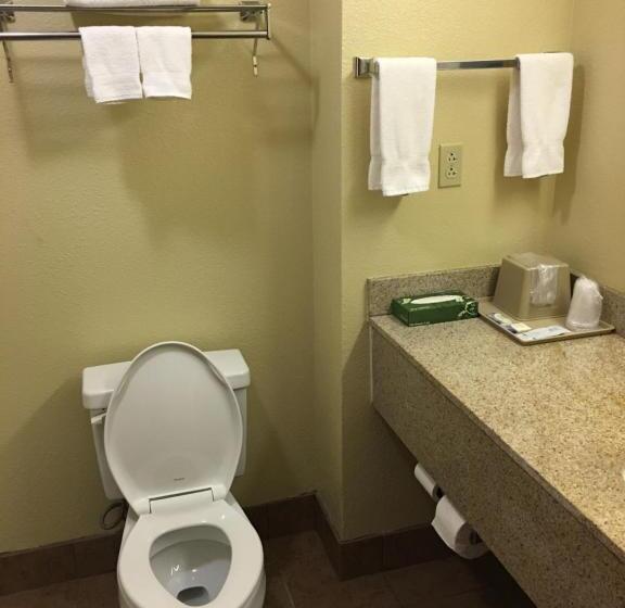 فندق Hometown Innsoddy Daisy