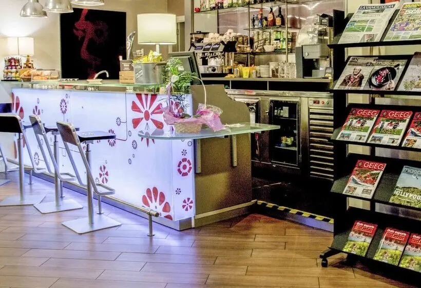 ホテル Ibis Girona