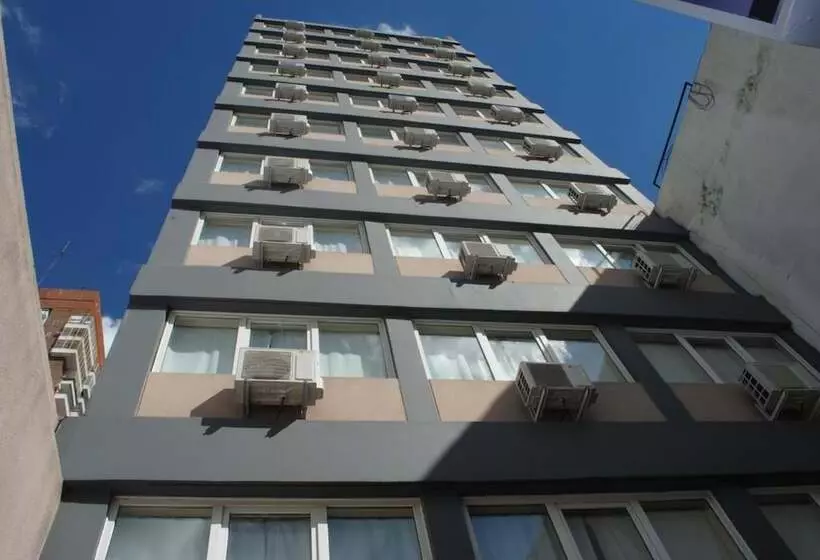 ホテル Juramento De Lealtad Townhouse