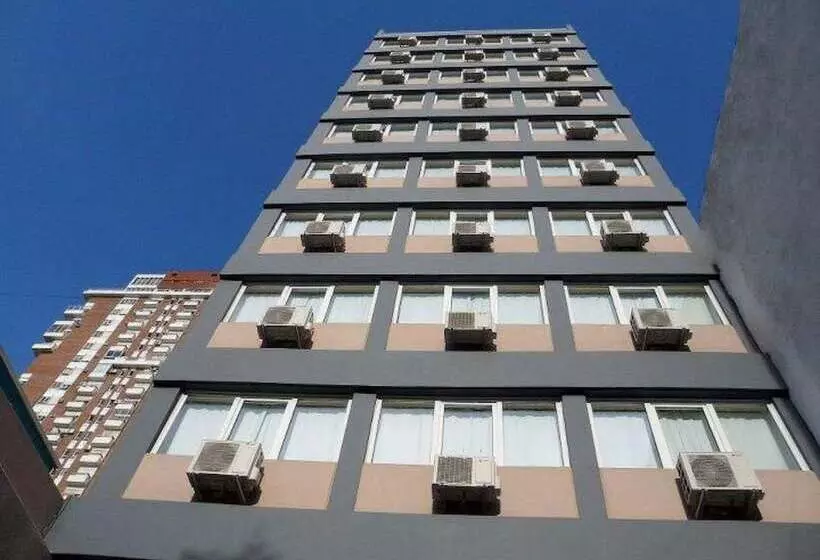 ホテル Juramento De Lealtad Townhouse