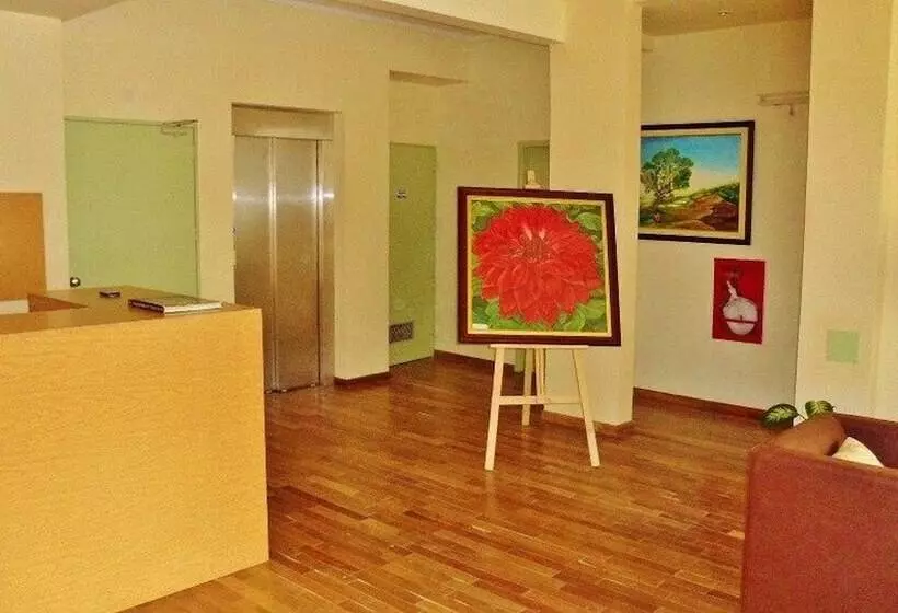 ホテル Juramento De Lealtad Townhouse