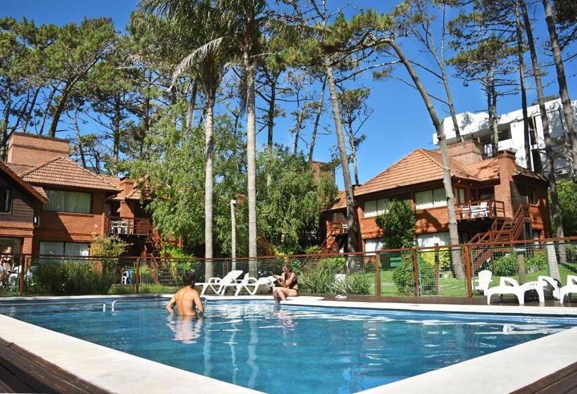 Отель La Posta De Cariló