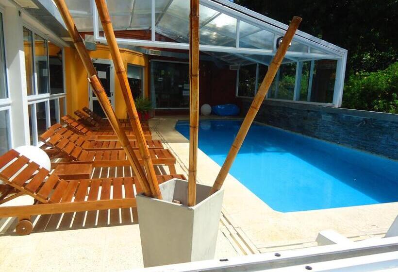 Отель La Posta De Cariló