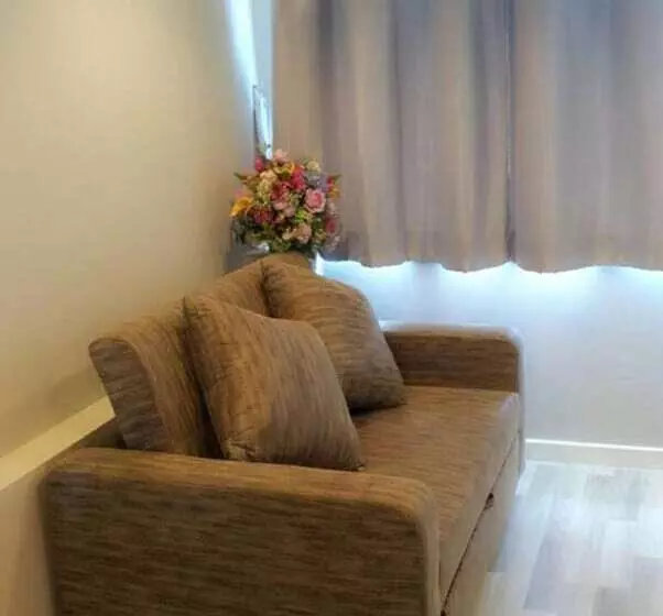 ホテル Nantra Ploenchit