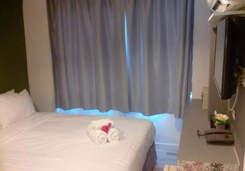 ホテル Nantra Ploenchit