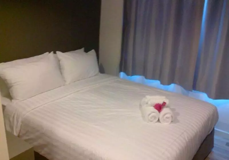 ホテル Nantra Ploenchit