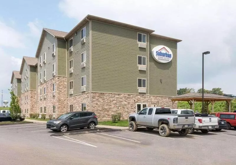 Отель Suburban Studios Triadelphia Wheeling At The Highlands