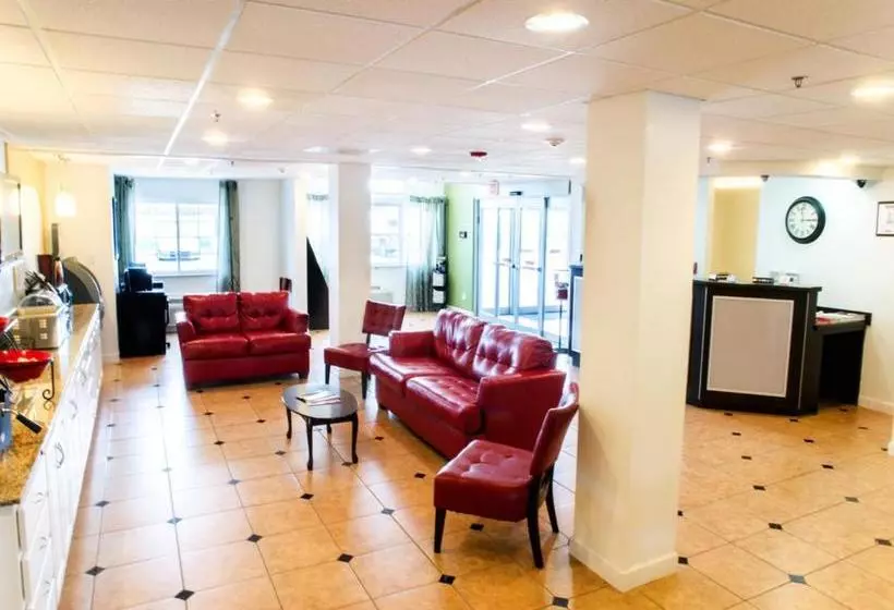 Отель Three Rivers Inn & Suites