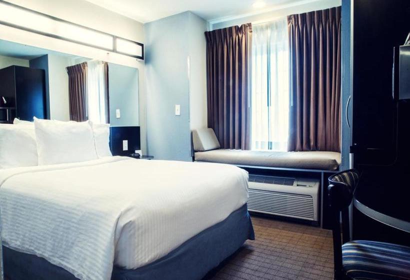 Hotel Three Rivers Inn & Suites