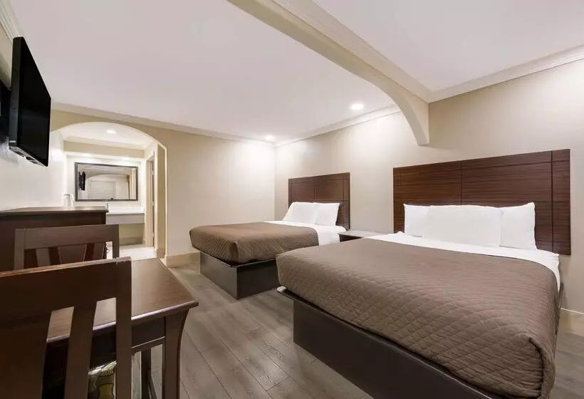 Мотель Americas Best Value Inn I 45 / Loop 610