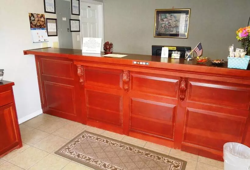 Motel Atrium Inn & Suites