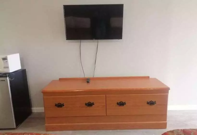 Мотель Royal Inn & Suite