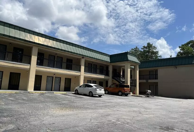 Мотель Royal Inn & Suite