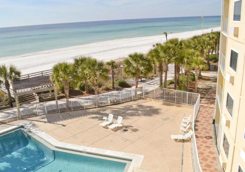 リゾートホテル Boardwalk Beach