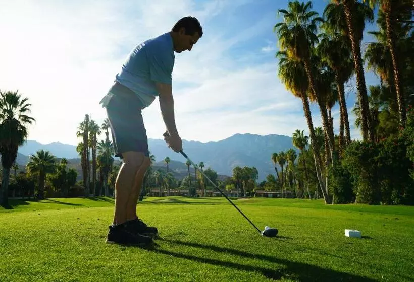 Курорт Hyatt Vacation Club At Desert Oasis