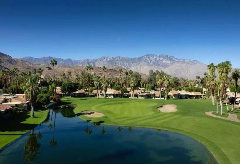 Курорт Hyatt Vacation Club At Desert Oasis