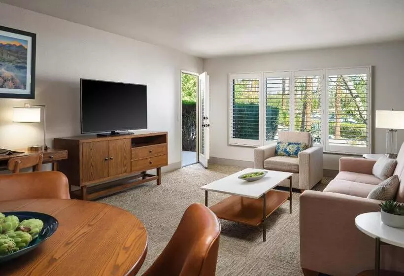 Курорт Hyatt Vacation Club At Desert Oasis