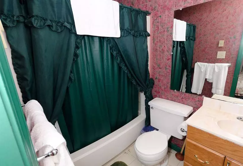 Курорт Leatherbark