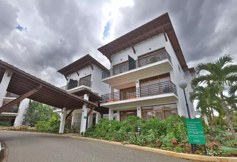 Sybaris Suites & Residences