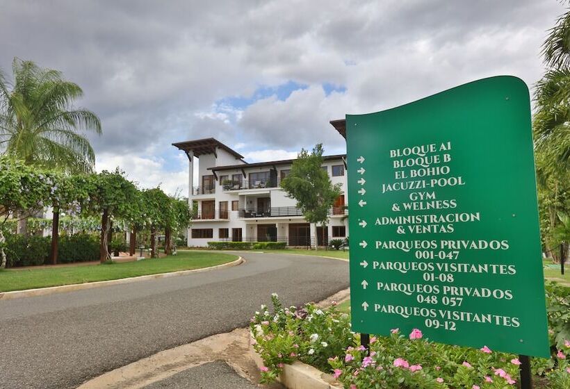 Sybaris Suites & Residences