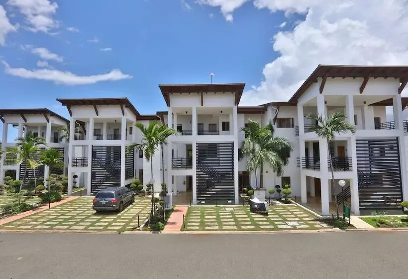 Sybaris Suites & Residences