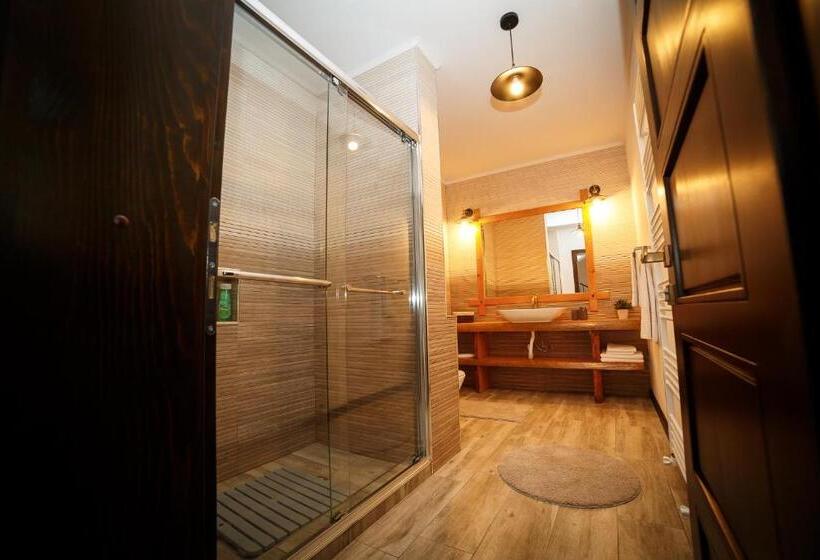 پانسیون Romantik Resort