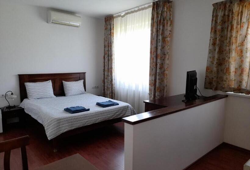 Bed and Breakfast Demizson Panzio