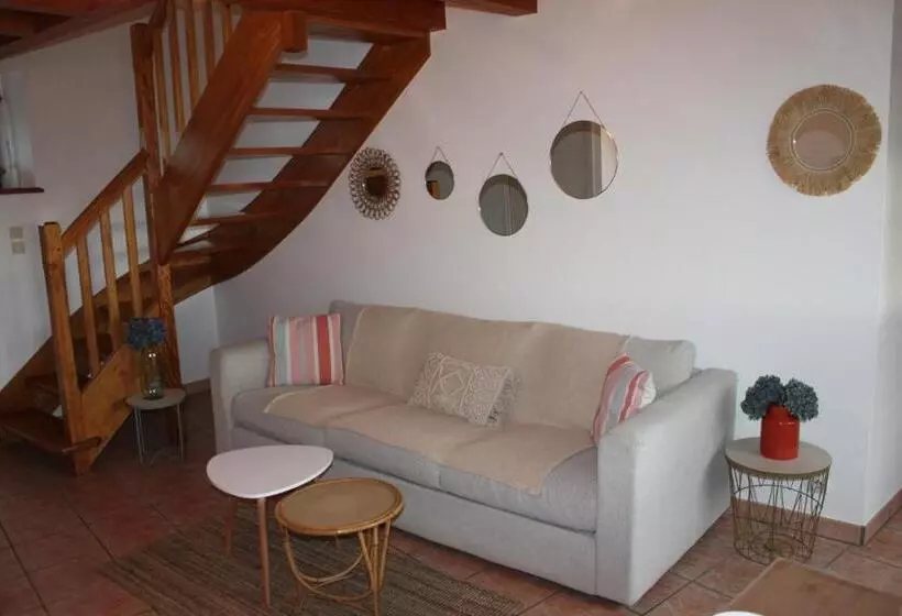 Aamiaismajoitus (B&B) Gîtes Chez L Habitant La Touche D En Bas