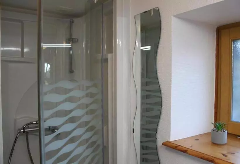 Aamiaismajoitus (B&B) Gîtes Chez L Habitant La Touche D En Bas