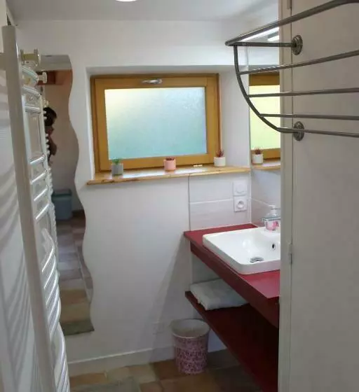 Aamiaismajoitus (B&B) Gîtes Chez L Habitant La Touche D En Bas