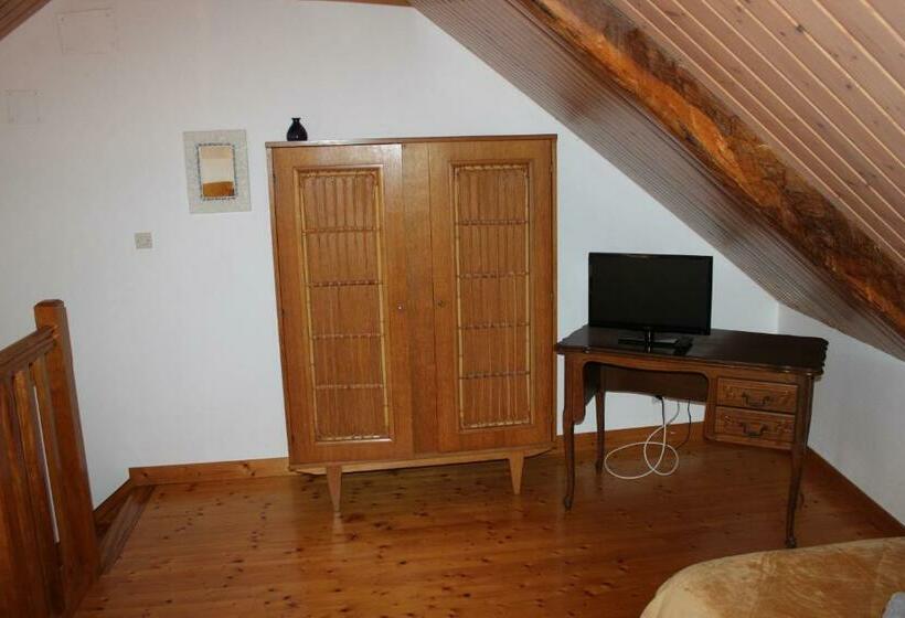 住宿加早餐 Gîtes Chez L Habitant La Touche D En Bas