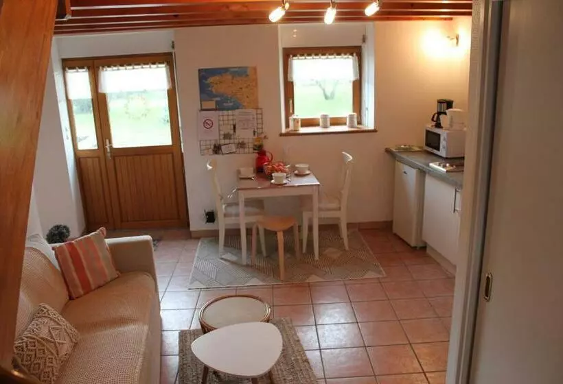 Aamiaismajoitus (B&B) Gîtes Chez L Habitant La Touche D En Bas