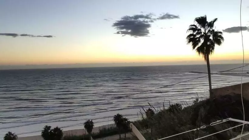 ベッドアンドブレックファースト Mediterraneo Travel