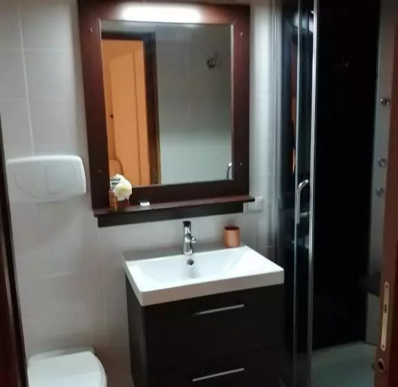 ベッドアンドブレックファースト Mediterraneo Travel