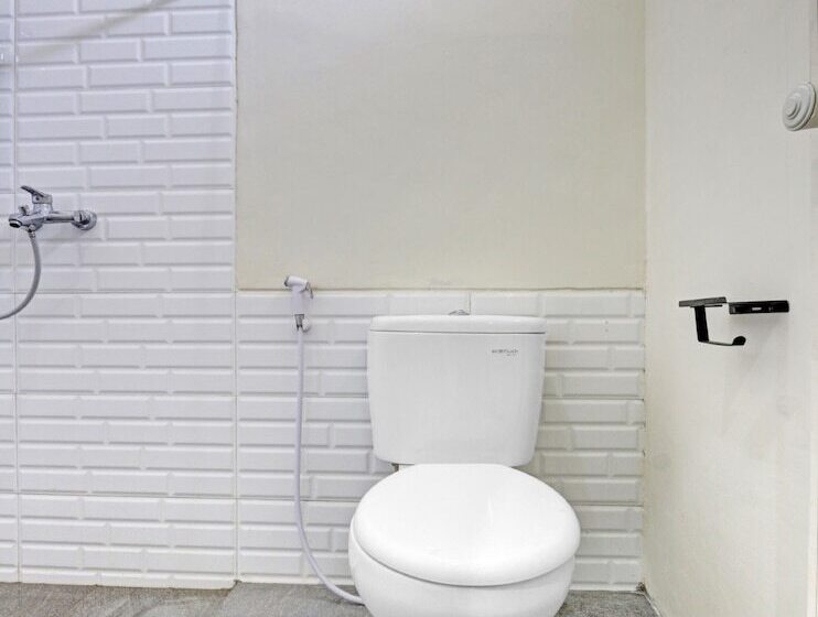 Hotel Capital O 90811 Myhome