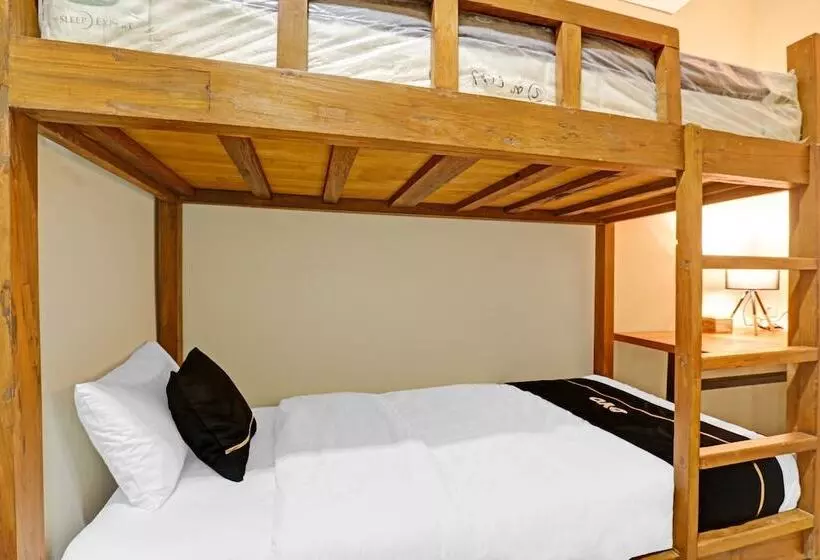 Hotelli Capital O 90811 Myhome