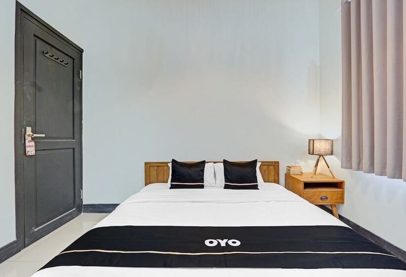 Hotel Capital O 90811 Myhome