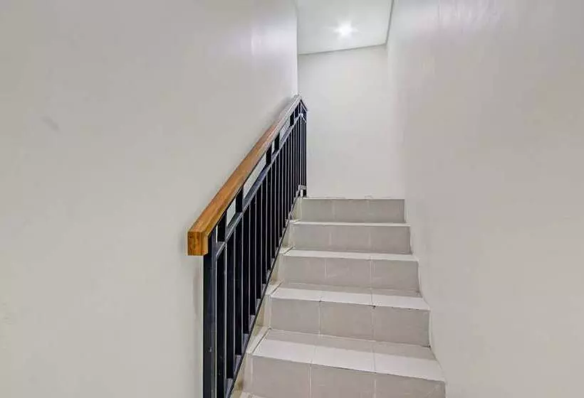 Hotelli Capital O 90811 Myhome